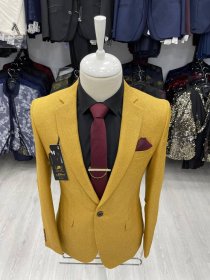 SUIT FOR MEN, HIGH QUALITY FABRIC MATERIAL, CUSTOMISED FULL AND FORMAL SUIT, CABLE KNITTED, CASUAL BUTTON CLOSURE, ELEGANT OUTFIT, YELLOW