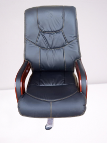 EXECUTIVE OFFICE CHAIR,LEATHER,BLACK COLOR,ADJUSTABLE,DURABLE,STANDARD LEGS,HIGH BACK.