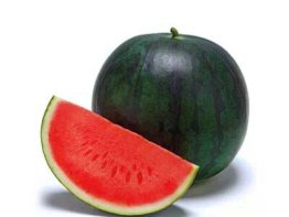 GREEN WATERMELON 3KG, FRESH FRUIT, MILD SWEET TASTE, CONTAINS MINERALS AND OTHER ORGANIC SUBSTANCES, CRUNCHY AND LOADED WITH NUTRIENTS