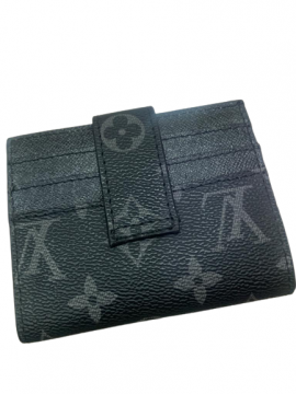XL MEN WALLET,GENUINE LEATHER,STYLISH PURSE CARD PACK,THREE FOLD,SMOOTH TEXTURE,REALLY SOFT,COMFORTABLE TOUCH